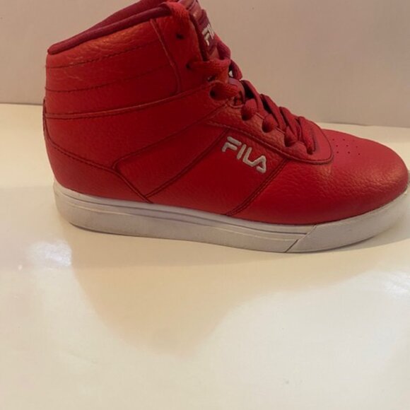 Fila Red Higtops Kids size 2 - Picture 4 of 8